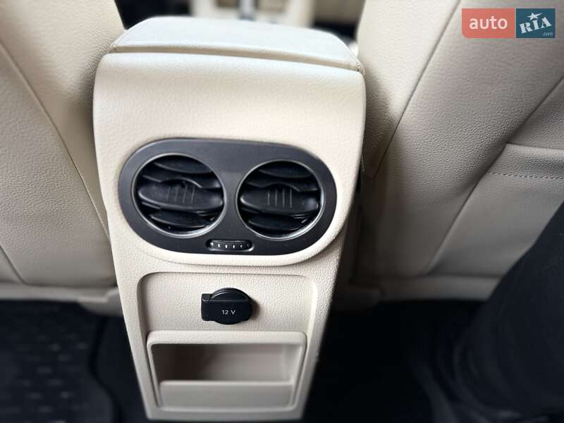 Внедорожник / Кроссовер Volkswagen Tiguan 2017 в Стрые