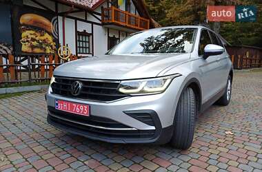 Позашляховик / Кросовер Volkswagen Tiguan 2022 в  фото 15 Позашляховик / Кросовер Volkswagen Tiguan 2022 в