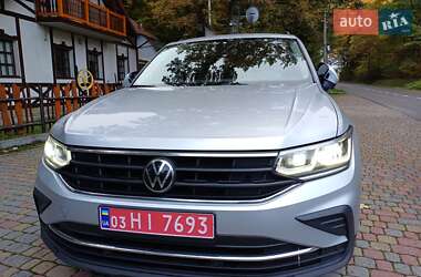 Позашляховик / Кросовер Volkswagen Tiguan 2022 в  фото 4 Позашляховик / Кросовер Volkswagen Tiguan 2022 в