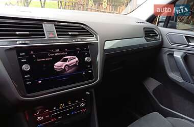 Позашляховик / Кросовер Volkswagen Tiguan 2022 в  фото 64 Позашляховик / Кросовер Volkswagen Tiguan 2022 в