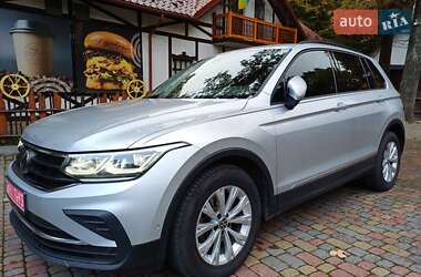Позашляховик / Кросовер Volkswagen Tiguan 2022 в  фото 87 Позашляховик / Кросовер Volkswagen Tiguan 2022 в