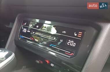 Позашляховик / Кросовер Volkswagen Tiguan 2022 в  фото 104 Позашляховик / Кросовер Volkswagen Tiguan 2022 в
