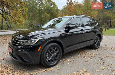 Внедорожник / Кроссовер Volkswagen Tiguan 2024 в Киеве