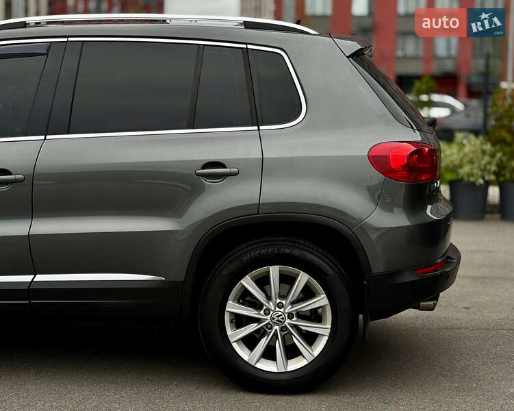 Внедорожник / Кроссовер Volkswagen Tiguan 2012 в Киеве фото 9 Внедорожник / Кроссовер Volkswagen Tiguan 2012 в Киеве