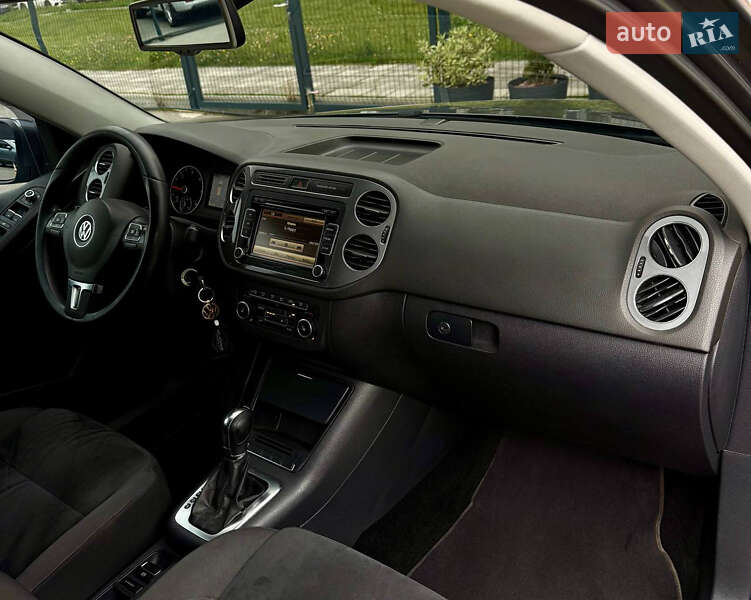 Внедорожник / Кроссовер Volkswagen Tiguan 2012 в Киеве фото 35 Внедорожник / Кроссовер Volkswagen Tiguan 2012 в Киеве