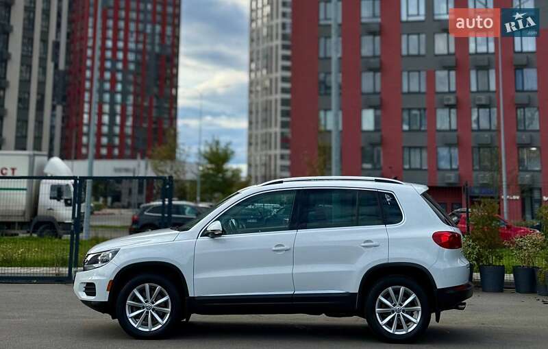 Позашляховик / Кросовер Volkswagen Tiguan 2016 в Києві