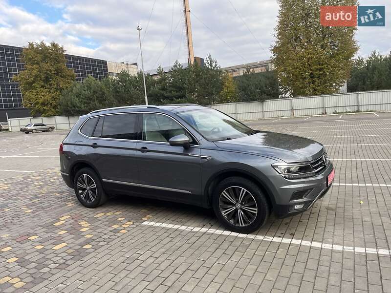 Внедорожник / Кроссовер Volkswagen Tiguan 2018 в Луцке фото 21 Внедорожник / Кроссовер Volkswagen Tiguan 2018 в Луцке