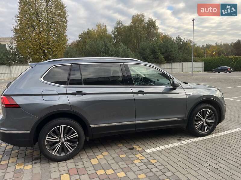 Внедорожник / Кроссовер Volkswagen Tiguan 2018 в Луцке фото 69 Внедорожник / Кроссовер Volkswagen Tiguan 2018 в Луцке