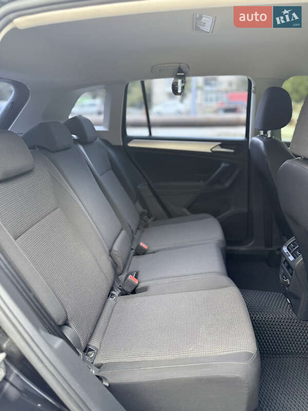 Внедорожник / Кроссовер Volkswagen Tiguan 2020 в Николаеве
