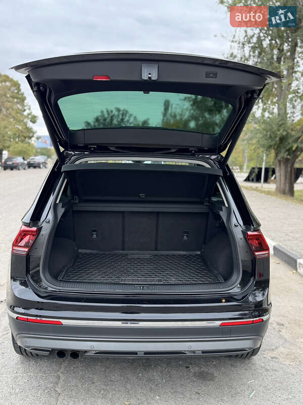 Внедорожник / Кроссовер Volkswagen Tiguan 2019 в Запорожье фото 3 Внедорожник / Кроссовер Volkswagen Tiguan 2019 в Запорожье