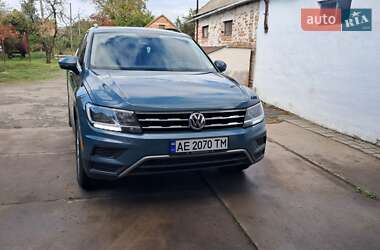 Внедорожник / Кроссовер Volkswagen Tiguan 2019 в Новом Буге