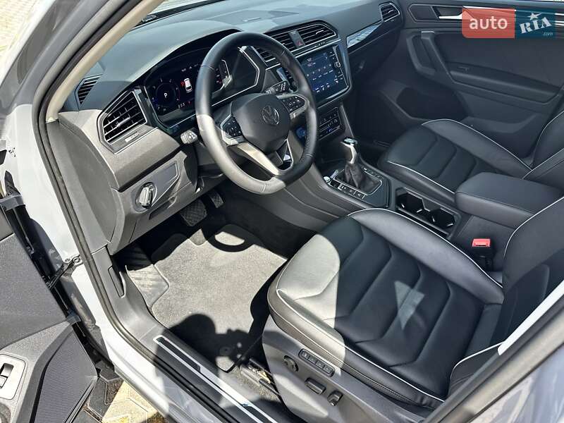 Внедорожник / Кроссовер Volkswagen Tiguan 2022 в Одессе