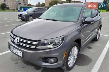 Внедорожник / Кроссовер Volkswagen Tiguan 2012 в 