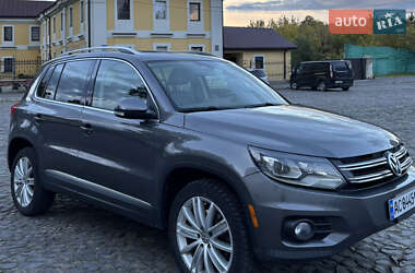 Внедорожник / Кроссовер Volkswagen Tiguan 2015 в Луцке
