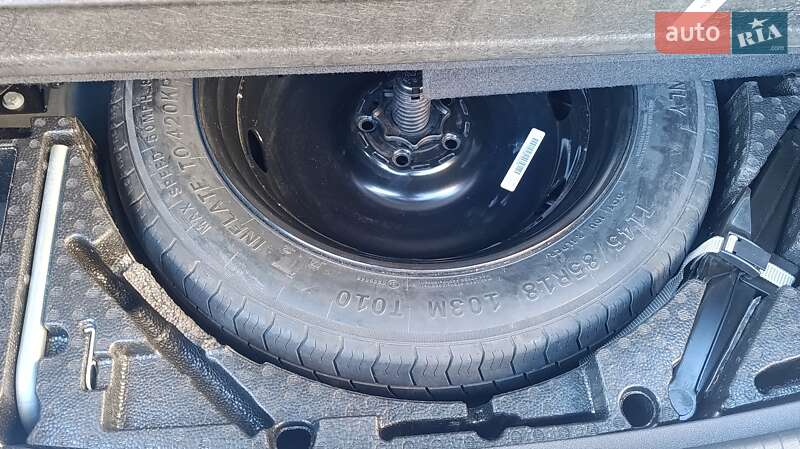 Внедорожник / Кроссовер Volkswagen Tiguan 2023 в Днепре