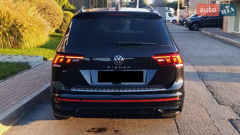 Внедорожник / Кроссовер Volkswagen Tiguan 2023 в Днепре