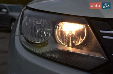 Внедорожник / Кроссовер Volkswagen Tiguan 2012 в 