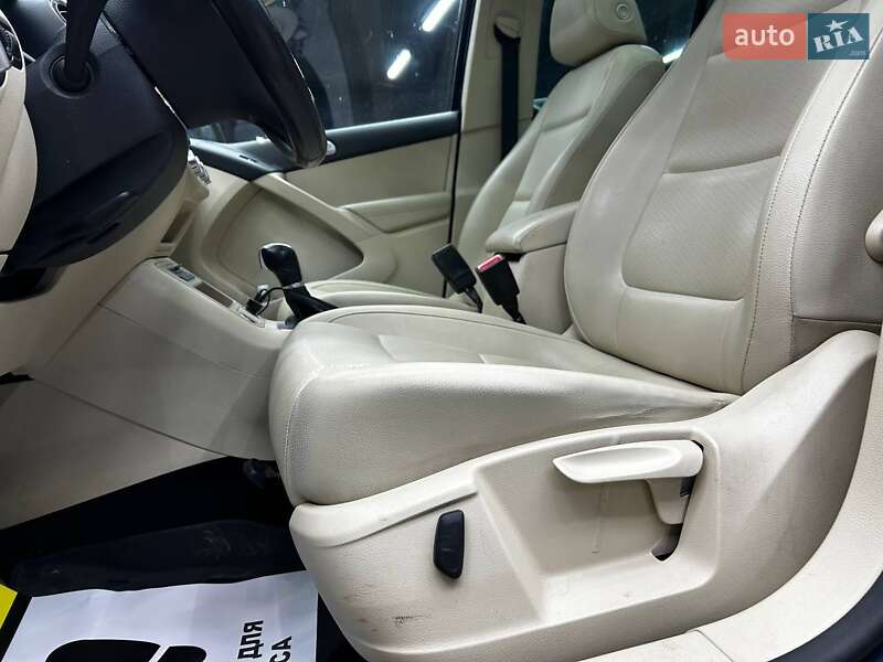 Внедорожник / Кроссовер Volkswagen Tiguan 2014 в Черновцах