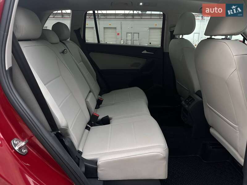 Внедорожник / Кроссовер Volkswagen Tiguan 2019 в Киеве