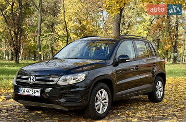 Внедорожник / Кроссовер Volkswagen Tiguan 2016 в Киеве