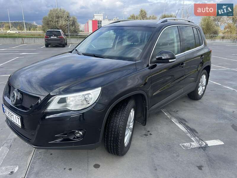 Volkswagen Tiguan 2011