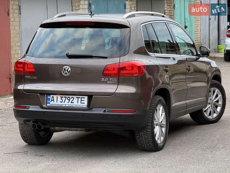 Позашляховик / Кросовер Volkswagen Tiguan 2013 в Києві