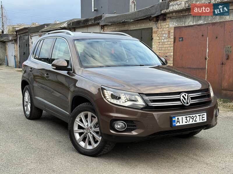 Позашляховик / Кросовер Volkswagen Tiguan 2013 в Києві