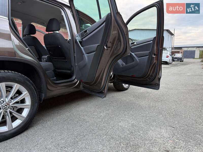 Позашляховик / Кросовер Volkswagen Tiguan 2013 в Києві
