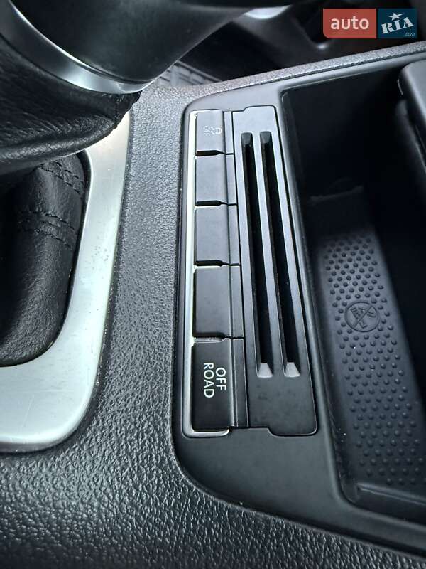 Позашляховик / Кросовер Volkswagen Tiguan 2013 в Києві