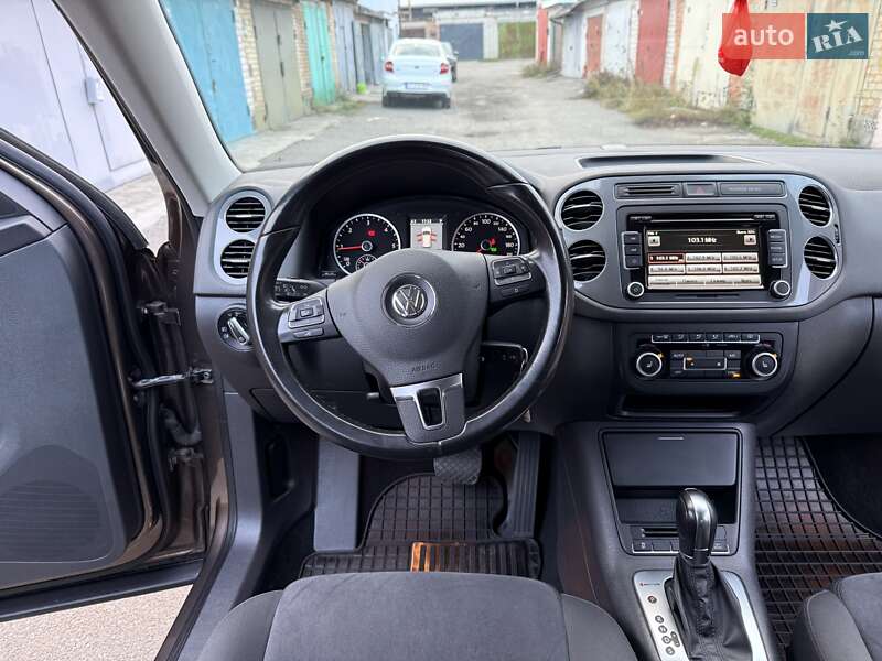 Позашляховик / Кросовер Volkswagen Tiguan 2013 в Києві
