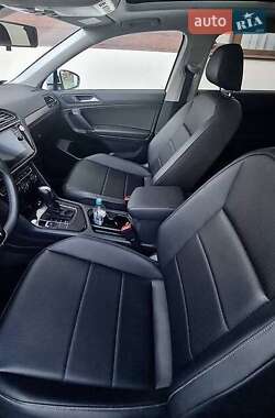Внедорожник / Кроссовер Volkswagen Tiguan 2020 в 