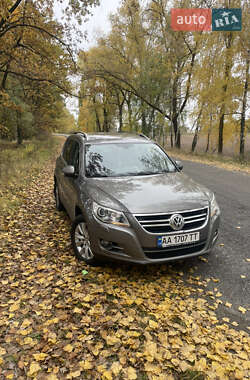 Позашляховик / Кросовер Volkswagen Tiguan 2009 в Броварах
