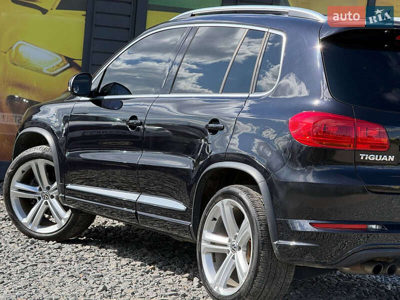 Позашляховик / Кросовер Volkswagen Tiguan 2015 в Стрию