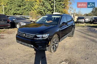 Позашляховик / Кросовер Volkswagen Tiguan 2019 в Рівному