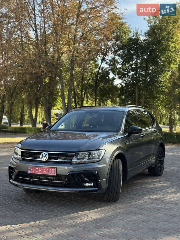 Внедорожник / Кроссовер Volkswagen Tiguan 2021 в Лубнах
