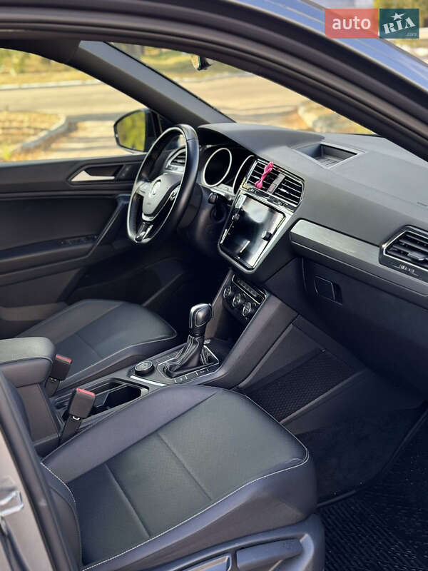 Внедорожник / Кроссовер Volkswagen Tiguan 2021 в Лубнах