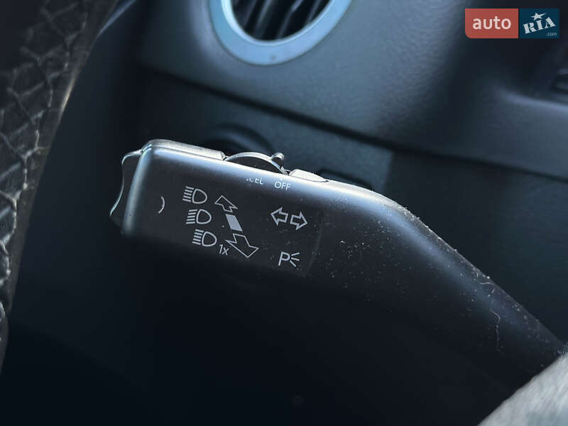 Позашляховик / Кросовер Volkswagen Tiguan 2016 в Шептицькому