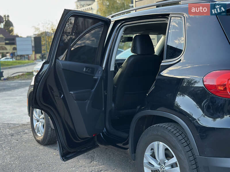 Позашляховик / Кросовер Volkswagen Tiguan 2016 в Шептицькому