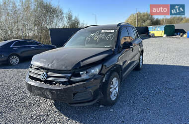 Позашляховик / Кросовер Volkswagen Tiguan 2016 в  фото 3 Позашляховик / Кросовер Volkswagen Tiguan 2016 в