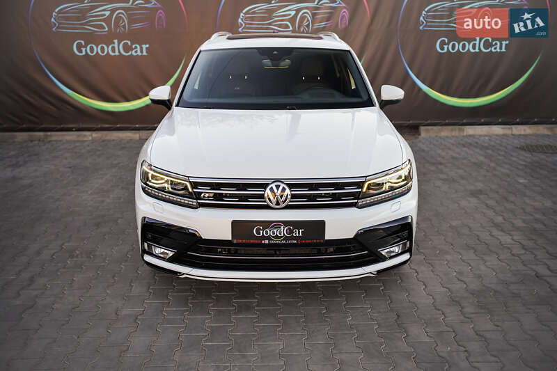Внедорожник / Кроссовер Volkswagen Tiguan 2016 в Луцке