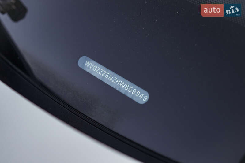 Внедорожник / Кроссовер Volkswagen Tiguan 2016 в Луцке