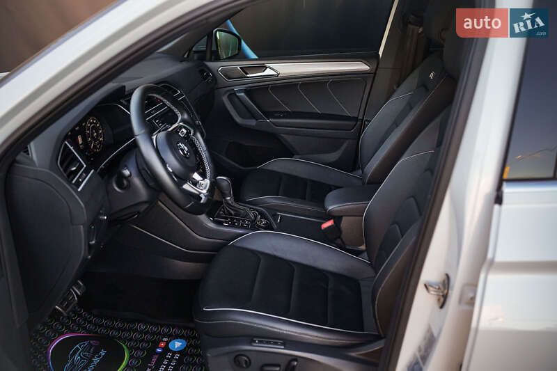 Внедорожник / Кроссовер Volkswagen Tiguan 2016 в Луцке