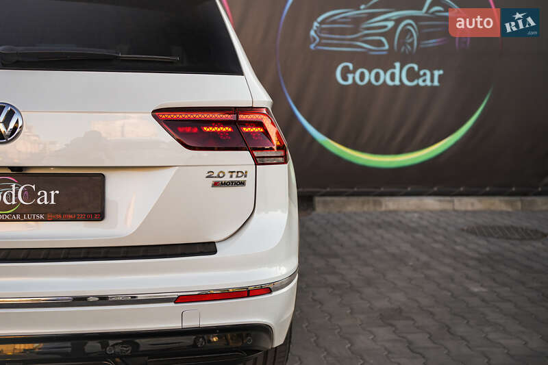 Внедорожник / Кроссовер Volkswagen Tiguan 2016 в Луцке