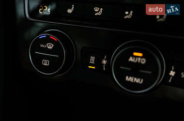 Внедорожник / Кроссовер Volkswagen Tiguan 2016 в 