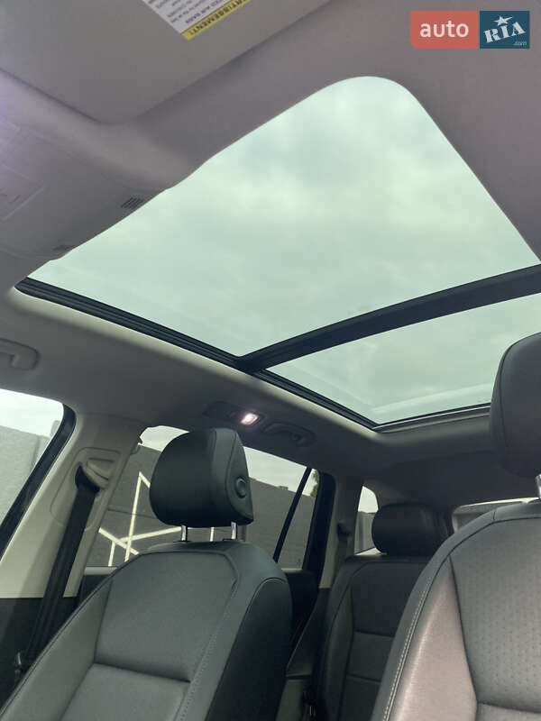 Внедорожник / Кроссовер Volkswagen Tiguan 2019 в Виннице фото 9 Внедорожник / Кроссовер Volkswagen Tiguan 2019 в Виннице