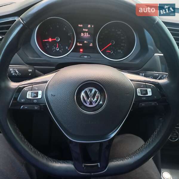 Позашляховик / Кросовер Volkswagen Tiguan 2019 в Львові фото 20 Позашляховик / Кросовер Volkswagen Tiguan 2019 в Львові