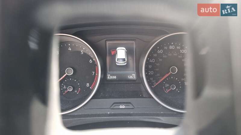 Позашляховик / Кросовер Volkswagen Tiguan 2017 в Одесі