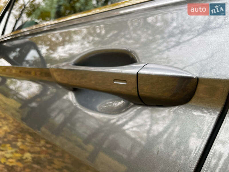 Внедорожник / Кроссовер Volkswagen Tiguan 2017 в Киеве фото 28 Внедорожник / Кроссовер Volkswagen Tiguan 2017 в Киеве