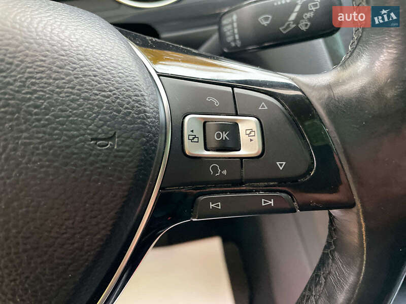 Внедорожник / Кроссовер Volkswagen Tiguan 2017 в Киеве фото 37 Внедорожник / Кроссовер Volkswagen Tiguan 2017 в Киеве