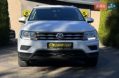 Внедорожник / Кроссовер Volkswagen Tiguan 2018 в 